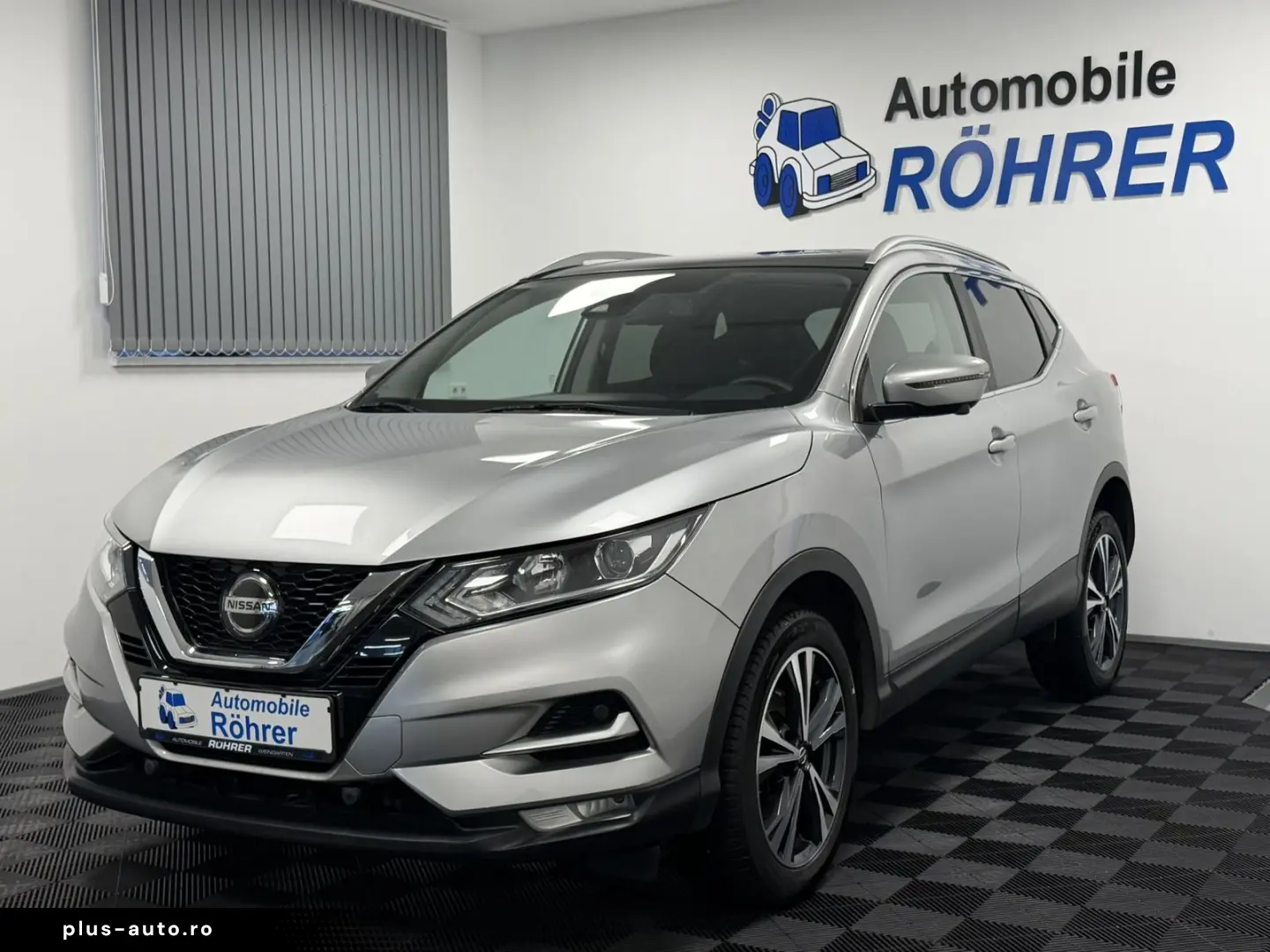 NISSAN Qashqai 1.7 dCi N-Connecta 4x4 Autom. Pano