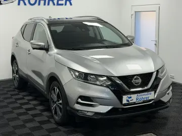 NISSAN Qashqai 1.7 dCi N-Connecta 4x4 Autom. Pano