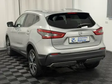 NISSAN Qashqai 1.7 dCi N-Connecta 4x4 Autom. Pano