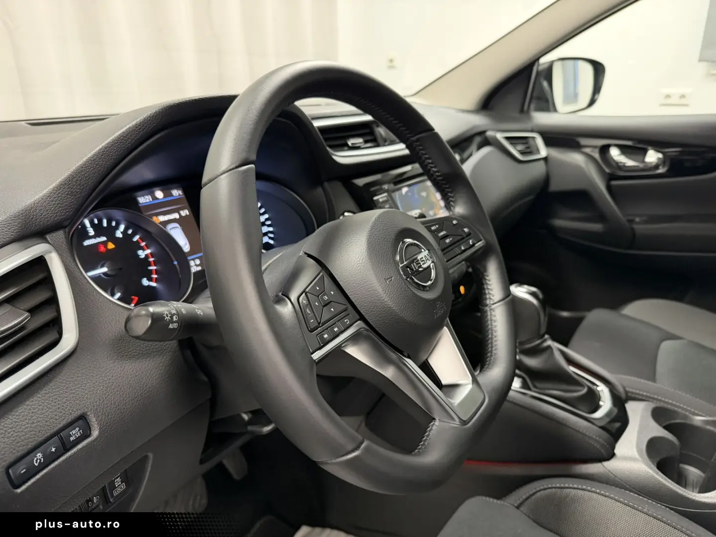 NISSAN Qashqai 1.7 dCi N-Connecta 4x4 Autom. Pano