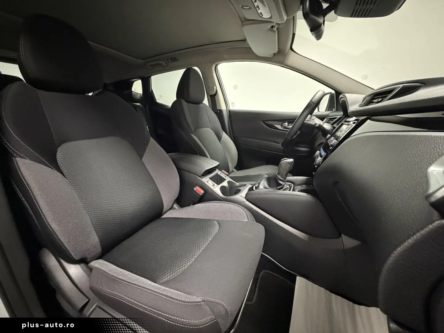 NISSAN Qashqai 1.7 dCi N-Connecta 4x4 Autom. Pano