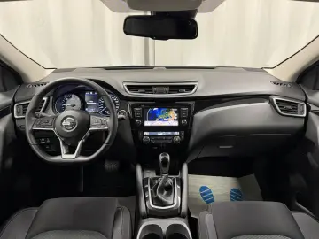 NISSAN Qashqai 1.7 dCi N-Connecta 4x4 Autom. Pano