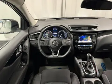 NISSAN Qashqai 1.7 dCi N-Connecta 4x4 Autom. Pano