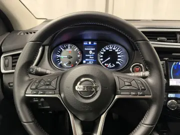 NISSAN Qashqai 1.7 dCi N-Connecta 4x4 Autom. Pano