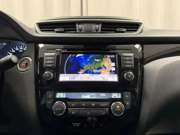 NISSAN Qashqai 1.7 dCi N-Connecta 4x4 Autom. Pano
