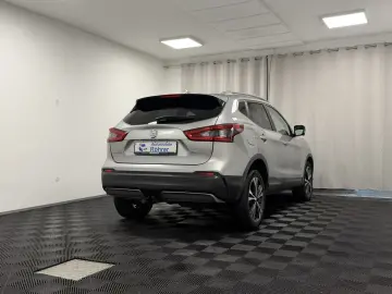 NISSAN Qashqai 1.7 dCi N-Connecta 4x4 Autom. Pano