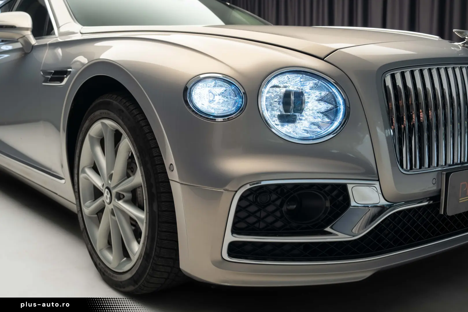 Bentley Flying Spur Hybrid B&O HUD Stoc!!!