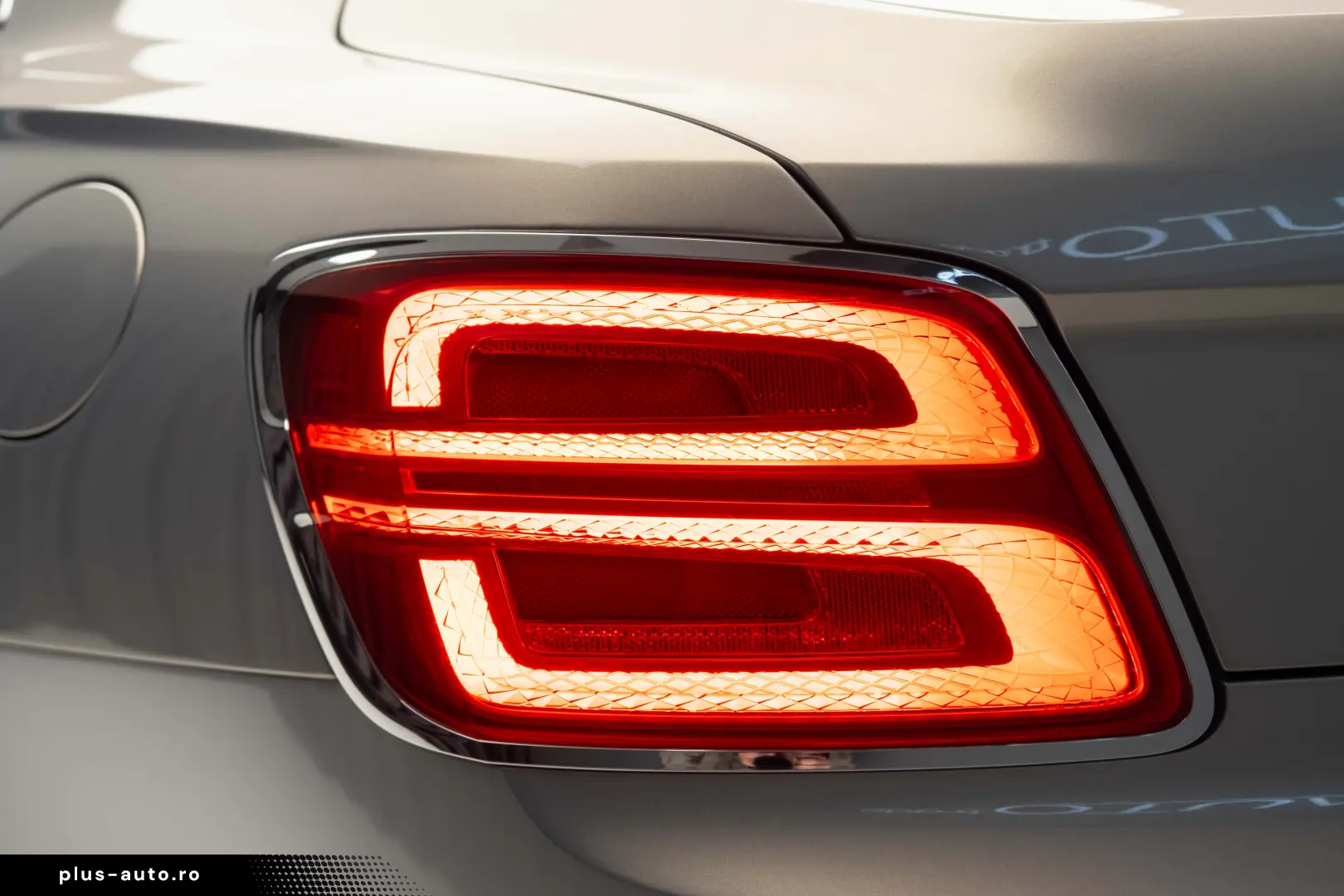 Bentley Flying Spur Hybrid B&O HUD Stoc!!!