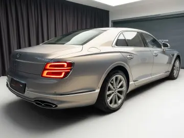 Bentley Flying Spur Hybrid B&O HUD Stoc!!!