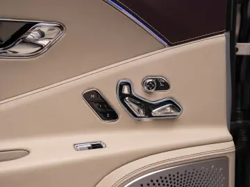 Bentley Flying Spur Hybrid B&O HUD Stoc!!!