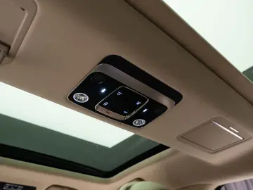 Bentley Flying Spur Hybrid B&O HUD Stoc!!!