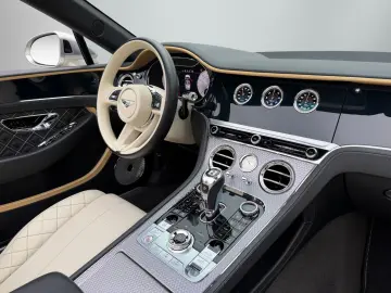 BENTLEY Continental GTC V8 MULLINER EDITION