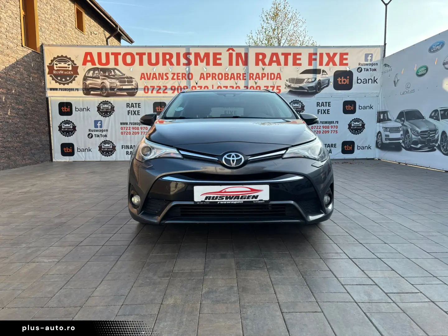 Toyota Avensis 2015 10