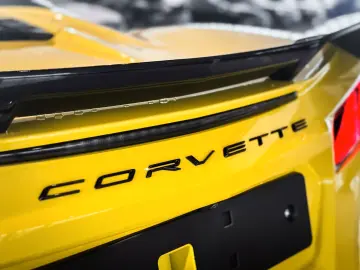 Corvette C8 Stingray Cab 2LT 495hp