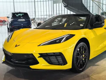 Corvette C8 Stingray Cab 2LT 495hp