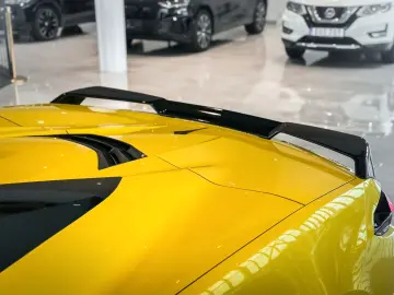 Corvette C8 Stingray Cab 2LT 495hp