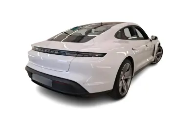 PORSCHE Taycan Plus 5-SITZE PANO WÄRMEPUMPE PASM