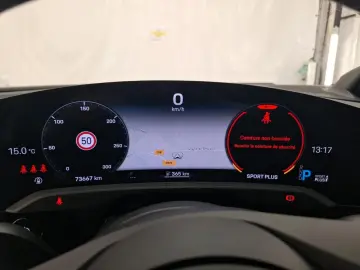 PORSCHE Taycan Plus 5-SITZE PANO WÄRMEPUMPE PASM