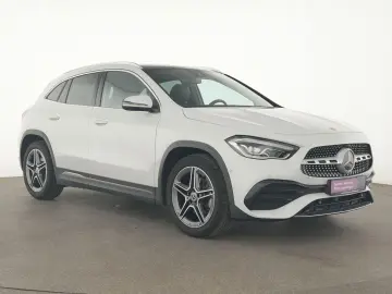 MERCEDES-BENZ GLA 250 AMG
