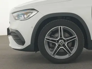 MERCEDES-BENZ GLA 250 AMG