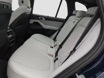 BMW X5 M60i xDrive Sportp