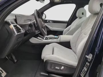 BMW X5 M60i xDrive Sportp