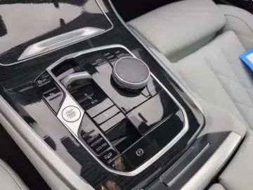 BMW X5 M60i xDrive Sportp