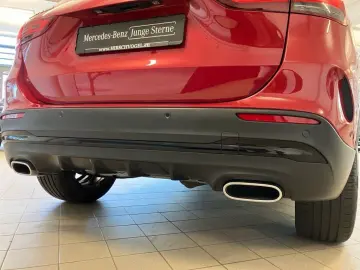 MERCEDES-BENZ GLA 200 AMG