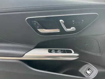 Mercedes-Benz CLE 200 Cabriolet AMG