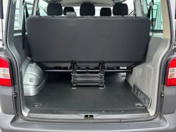 Volkswagen Transporter 2011 11