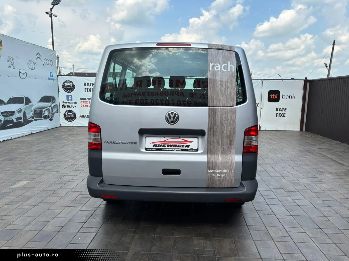 Volkswagen Transporter 2011 11