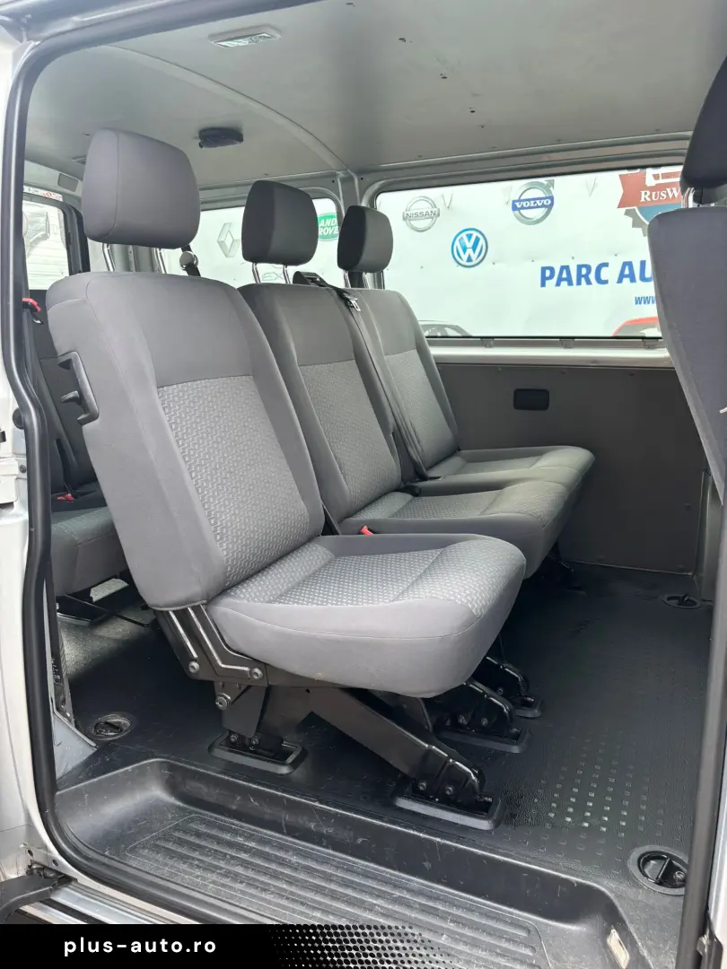 Volkswagen Transporter 2011 11