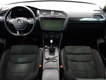 VW Tiguan Allspace HIGHLINE 4M