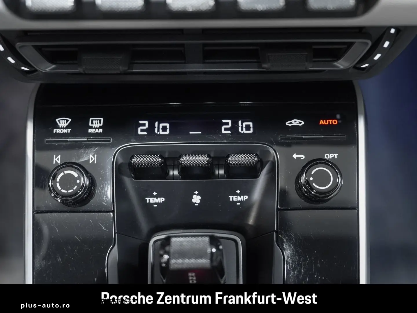 PORSCHE 992 911 Turbo S Cabriolet