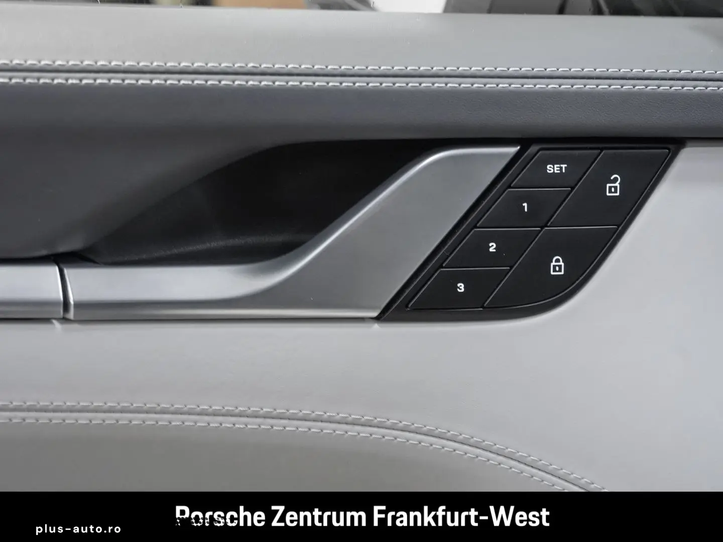 PORSCHE 992 911 Turbo S Cabriolet