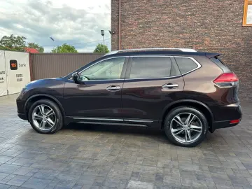 NISSAN X-TRAIL TEKNA 2018