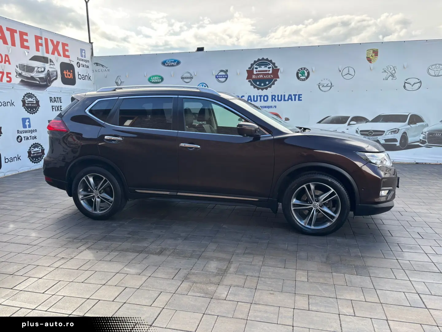 NISSAN X-TRAIL TEKNA 2018