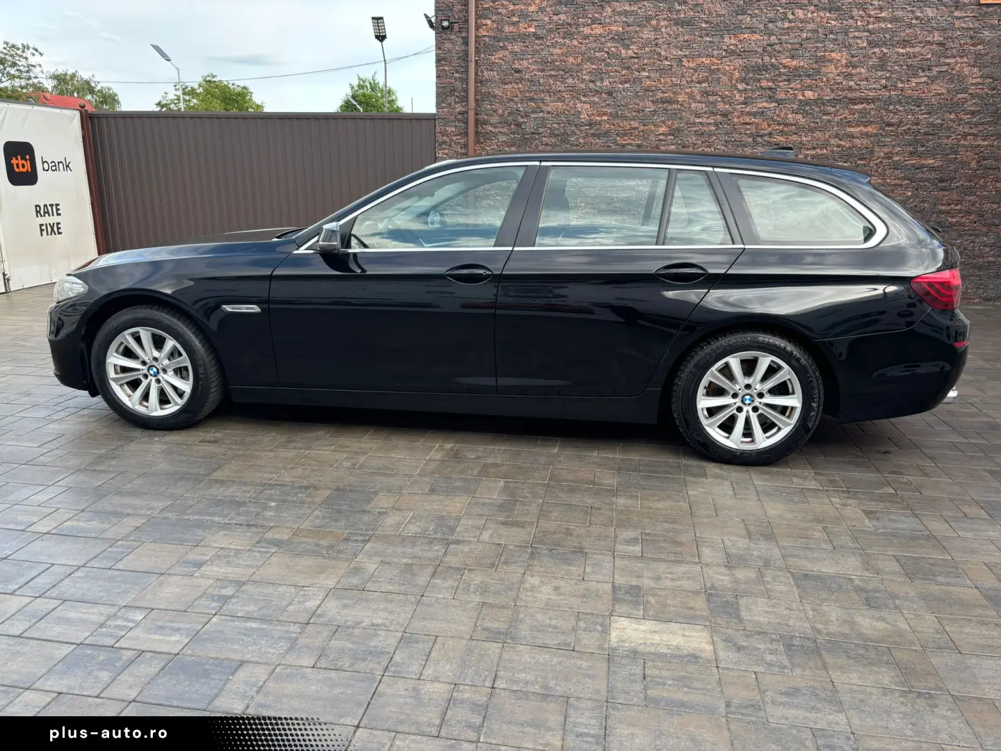 BMW 525 2013 12 2 0