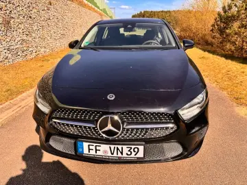 MERCEDES-BENZ A 250 A A 250 e