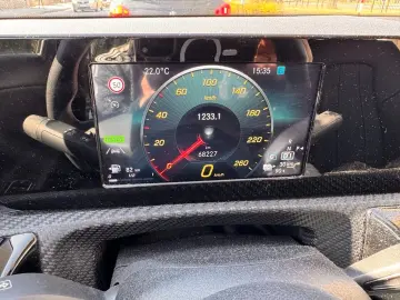 MERCEDES-BENZ A 250 A A 250 e