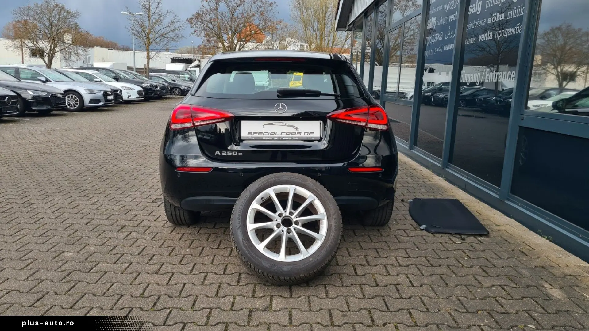 MERCEDES-BENZ A 250 e 8G DCT - LED - ASSISTS -