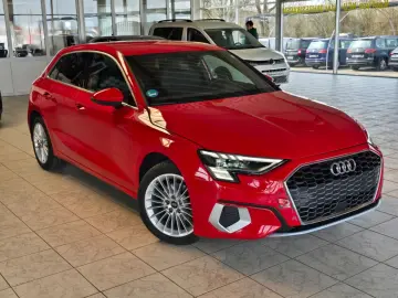 AUDI A3 Sportback 35 TFSI S-tronic S-line MATRIX ACC