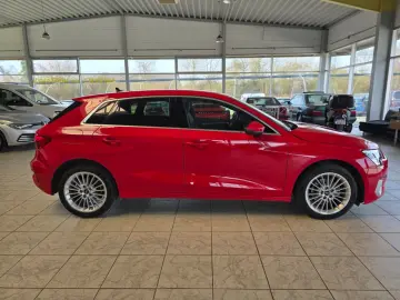 AUDI A3 Sportback 35 TFSI S-tronic S-line MATRIX ACC