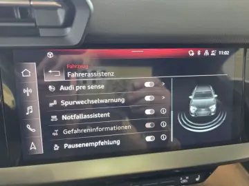 AUDI A3 Sportback 35 TFSI S-tronic S-line MATRIX ACC