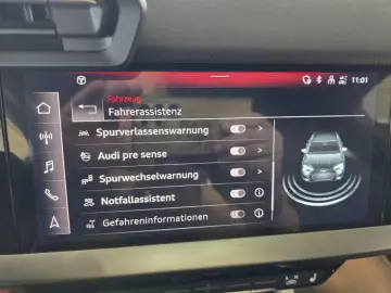 AUDI A3 Sportback 35 TFSI S-tronic S-line MATRIX ACC