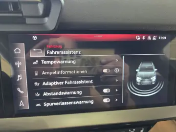 AUDI A3 Sportback 35 TFSI S-tronic S-line MATRIX ACC