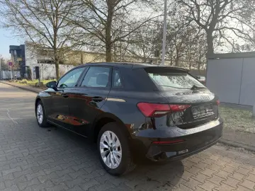 AUDI A3 Sportback 40 TFSIe basis KEYLESS LED NAVI SHZ