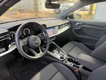 AUDI A3 Sportback 40 TFSIe basis KEYLESS LED NAVI SHZ