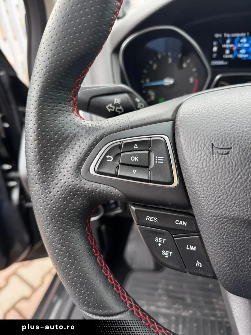 Ford Focus 2015 2.0L Diesel