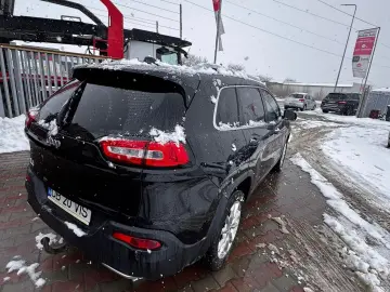 Jeep Cherokee 2015 2.0L Diesel